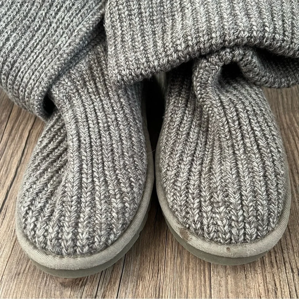 Ugg Classic Cardy Knit Sweater Boots Grey Size 9